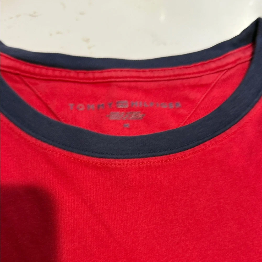 Tommy Hilfiger Red Short Sleeve Tee 90s inspired - Picture 2 of 4